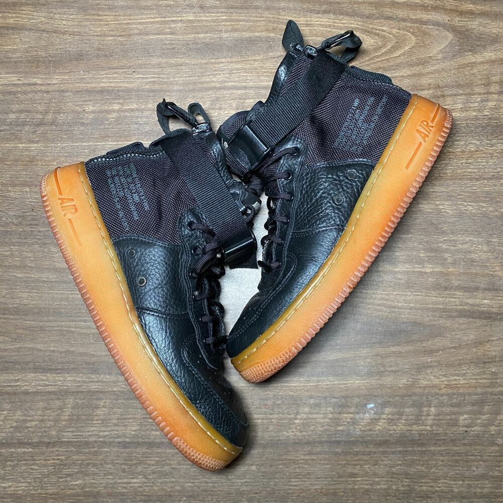 Kid's Nike SF Air Force 1 Mid Black Gum Light Brown Size 6.5Y Shoes (AJ0424-001)